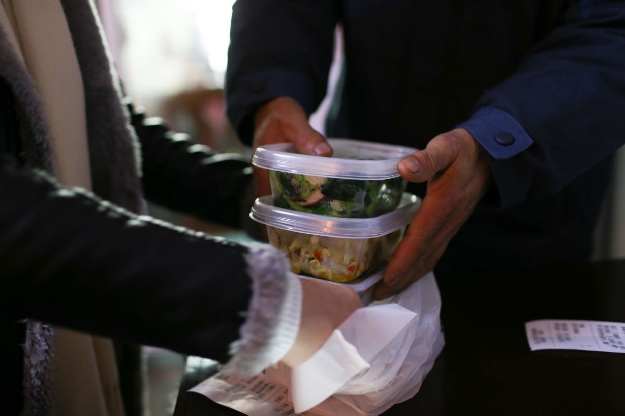 App delivery boom shakes up China food sector 3 App delivery boom shakes up China food sector