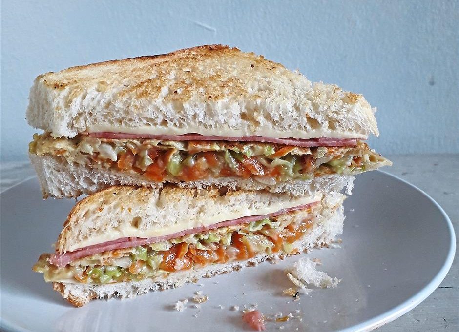 7 sandwiches of Asia, from Roti John to Noodle Bun 5 7 sandwiches of Asia, from Roti John to Noodle Bun