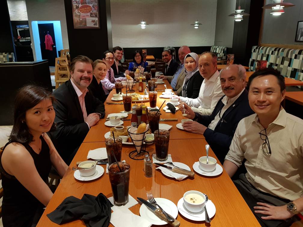lunch discussion