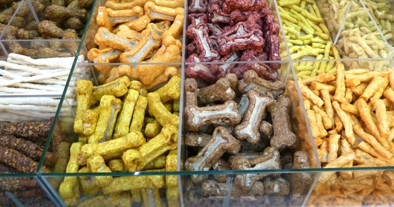 10 Types of Lies on Dog Food Labels 7 10 Types of Lies on Dog Food Labels