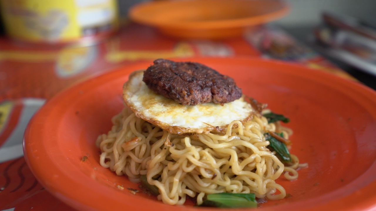 Indos & Instant Noodles: A Love Story like No Other