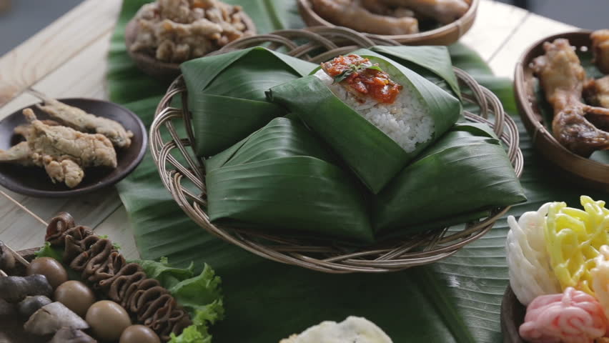 Try before Die: 10 EPIC Indonesian Traditional Breakfast Dish