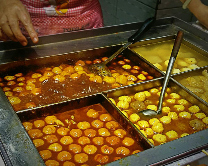 Try Before Die: Top 10 Street Foods in Hong Kong