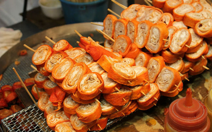 Try Before Die: Top 10 Street Foods in Hong Kong